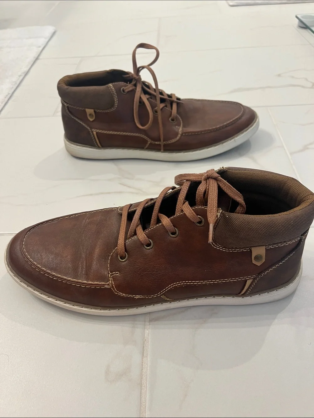 Sonoma Brown Leather Boat-Style Lace-Up Shoes